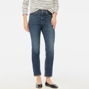 J Crew Slim Broken in Boyfriend Jeans 25